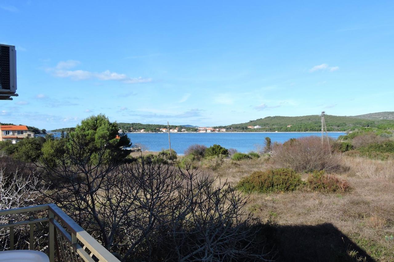 Apartments By The Sea Veli Rat, Dugi Otok - 436 Экстерьер фото