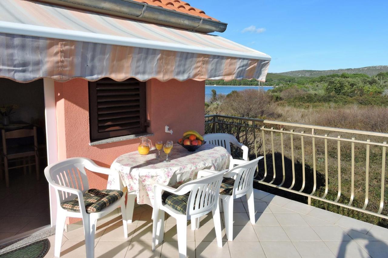 Apartments By The Sea Veli Rat, Dugi Otok - 436 Экстерьер фото